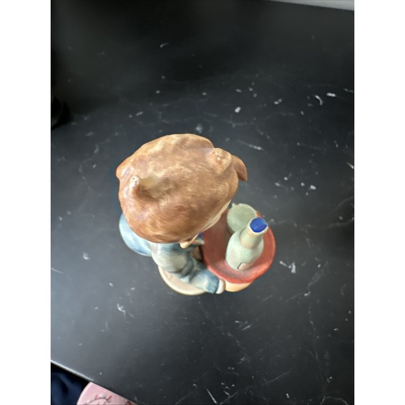 Goebel W. Germany Hummel figural WAITER serving Rhein Wine #154/0 - Picture 6 of 7